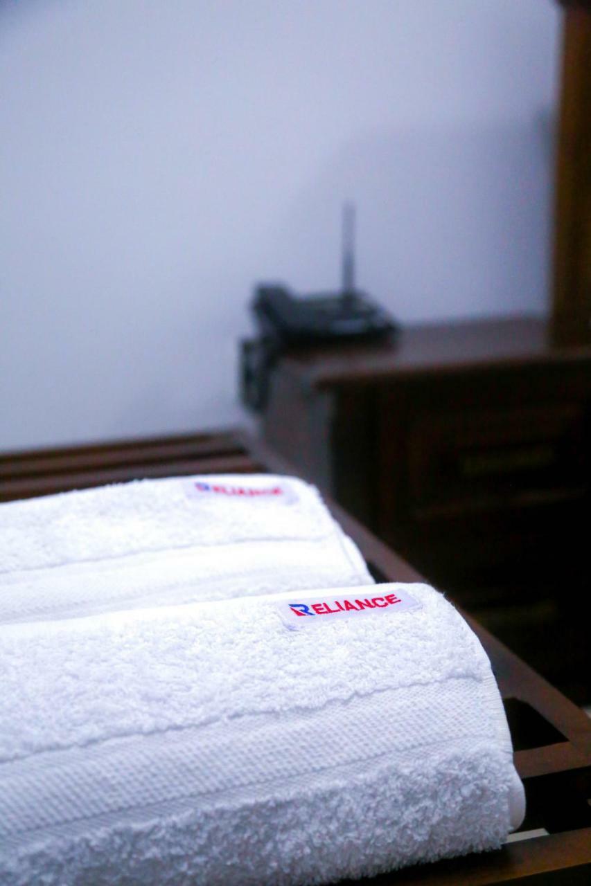 Reliance Hotel Boralesgamuwa Kültér fotó